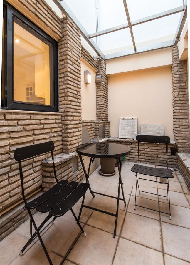 Pantheon Luxurious Flat Lägenhet Aten Exteriör bild