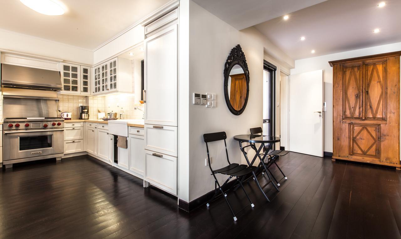 Pantheon Luxurious Flat Lägenhet Aten Exteriör bild